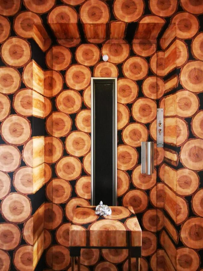 Ghostel 1St - Aventure Alternative - Guest House - Arts-Factory-Experience - For Artists, Makers And Open Minds - Attention, We Are Not A Hotel And Are Not Adapted For Everybody - Read Host Warnings Before Reservation - Www,Providence,Be Asbl Charleroi Esterno foto