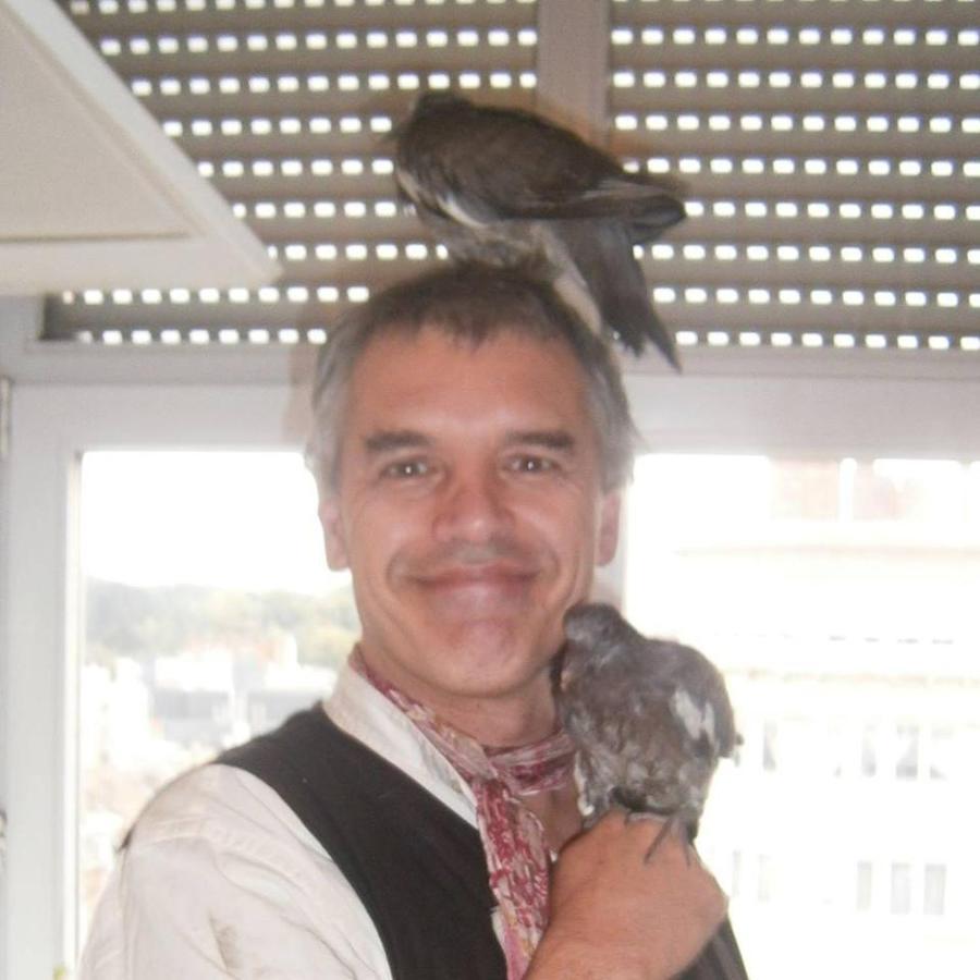 Ghostel 1St - Aventure Alternative - Guest House - Arts-Factory-Experience - For Artists, Makers And Open Minds - Attention, We Are Not A Hotel And Are Not Adapted For Everybody - Read Host Warnings Before Reservation - Www,Providence,Be Asbl Charleroi Esterno foto
